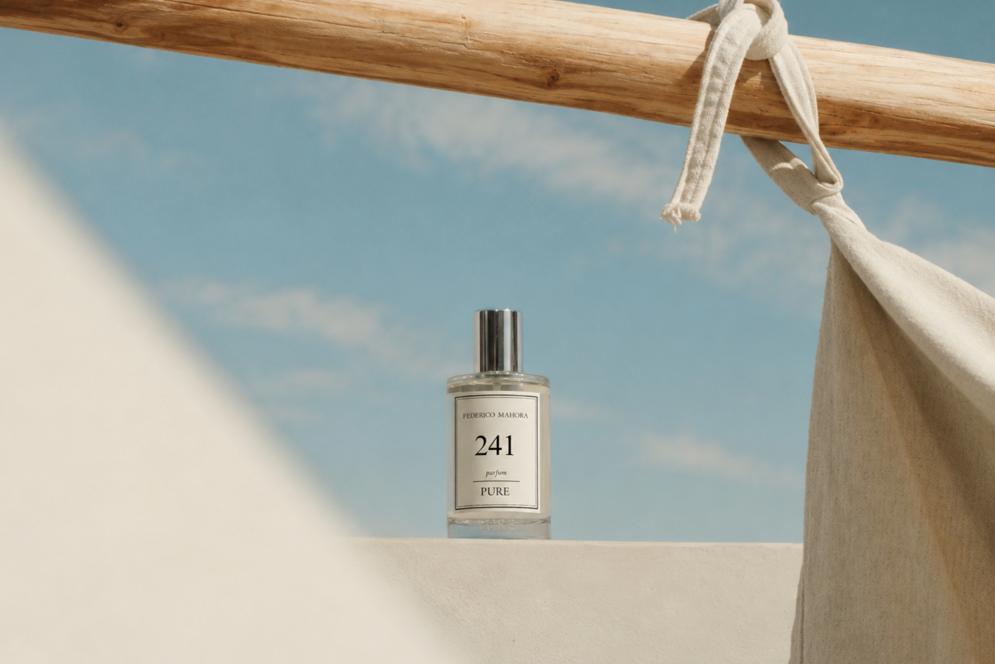 HOMEPAGE_BANNER_Parfumhuis_4acd5047-6825-4cc8-a8c4-8b6ed5607068.png